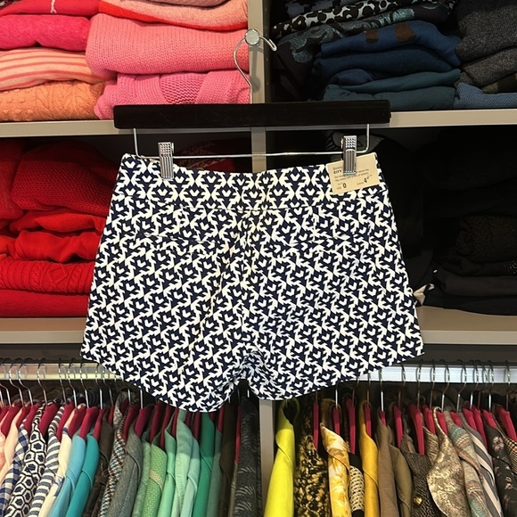 J Crew navy/white print 4” shorts size 0 NWT - Picture 3 of 3